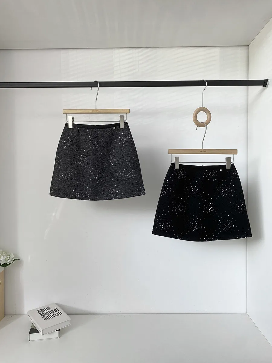 2026 Spring New French Style Commuting Fashion Versatile Diamond Half Length Skirt High Waist Slimming Short Skirt For Women
