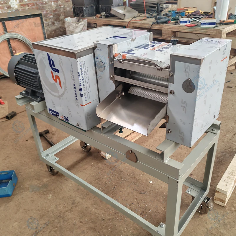 Electric Sugar Cane Juicer Machine Commercial Sugarcane Juice Extractor For Beverage Shop Supported Customized