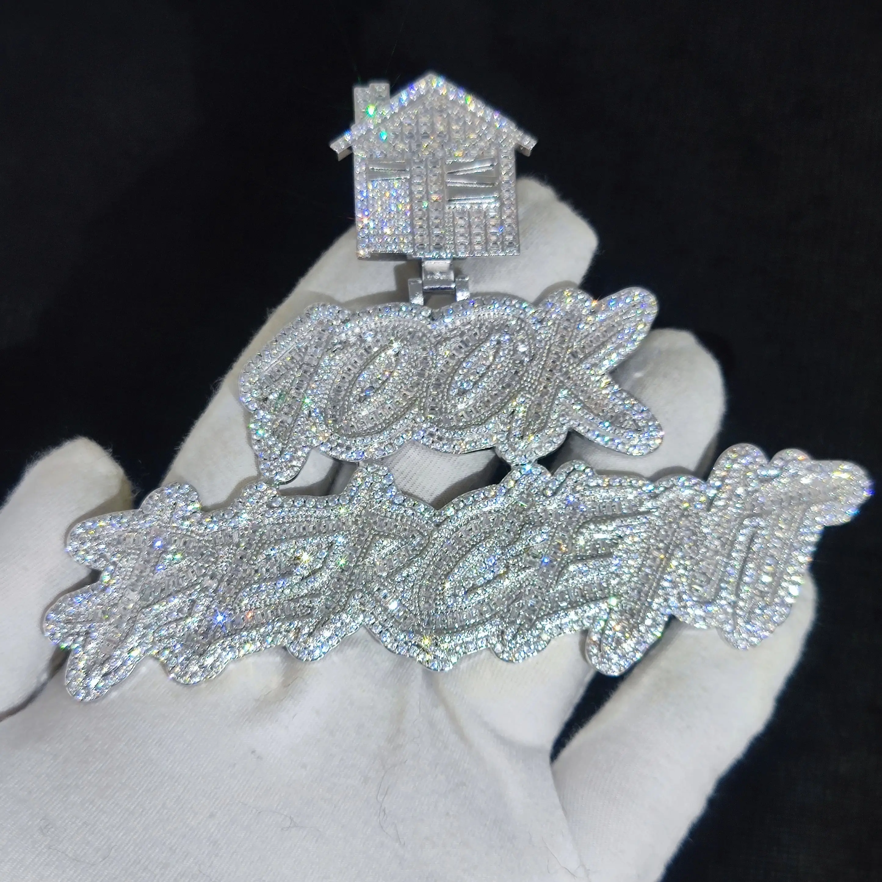 Hip Hop Style Custom Letter Pendant Brass Zircon Fashionable Luxury Birthday Gift Banquet Gift Giving And Dropshipping
