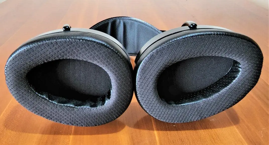 Arya V2 Ear Pads Compatible with Hifiman HE1000 V2 / V3,Ananda, Arya V3,HE1000se Professional Headphones (1 Pair) (Mesh Cloth)