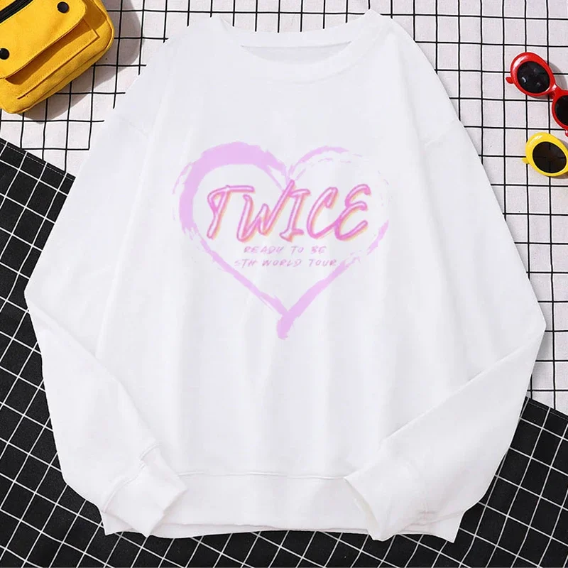 Kpop Twice Lovely Crewneck Sweatshirt Loose Long Sleeve Ready To Be Album Photo Printing Y2K Clothes Womem\'s Graphic Hoodies