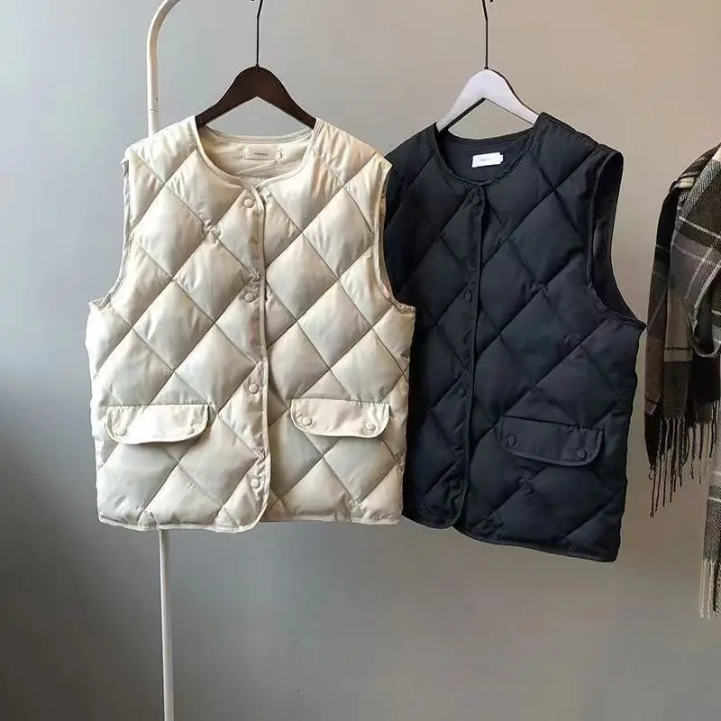 المرأة الخريف الشتاء سترة بلا أكمام سترة مبطن سترة شيك القمم الدافئة زر جيب جديد الصلبة Argyle صدرية تصميم سترات