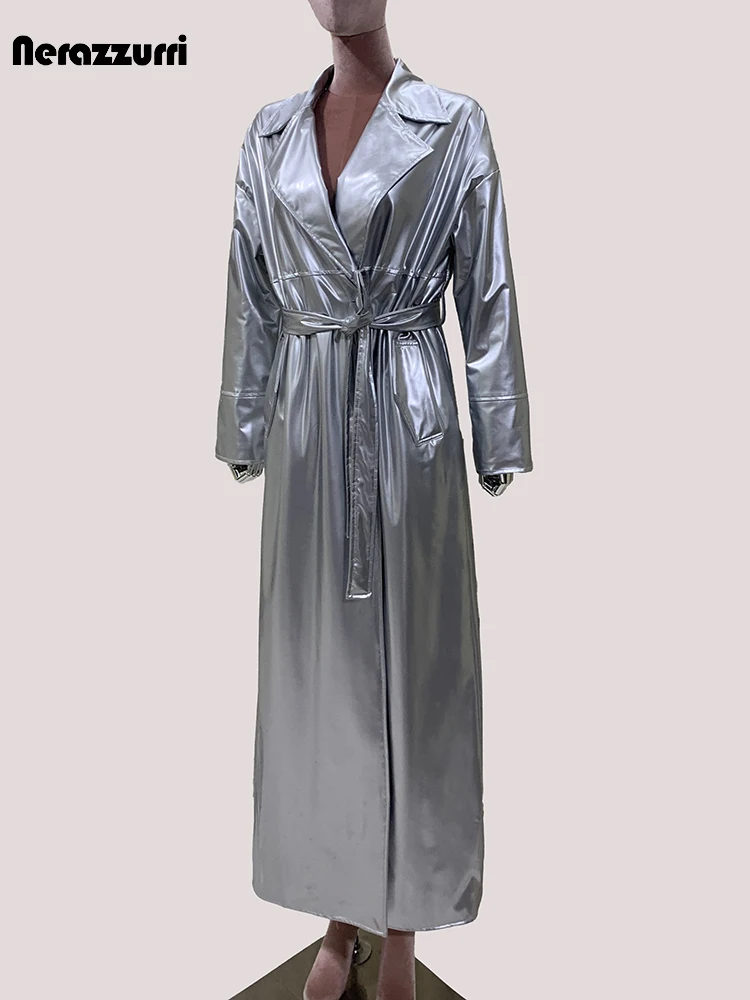 เนราซูรีฤดูใบไม้ร่วงยาวพิเศษนุ่มน้ำหนักเบาเงินหนังเทียมเทรนช์โค้ตผู้หญิงผ้าคาดเอวเสื้อผ้าดีไซเนอร์สุดหรูเสื้อคลุม