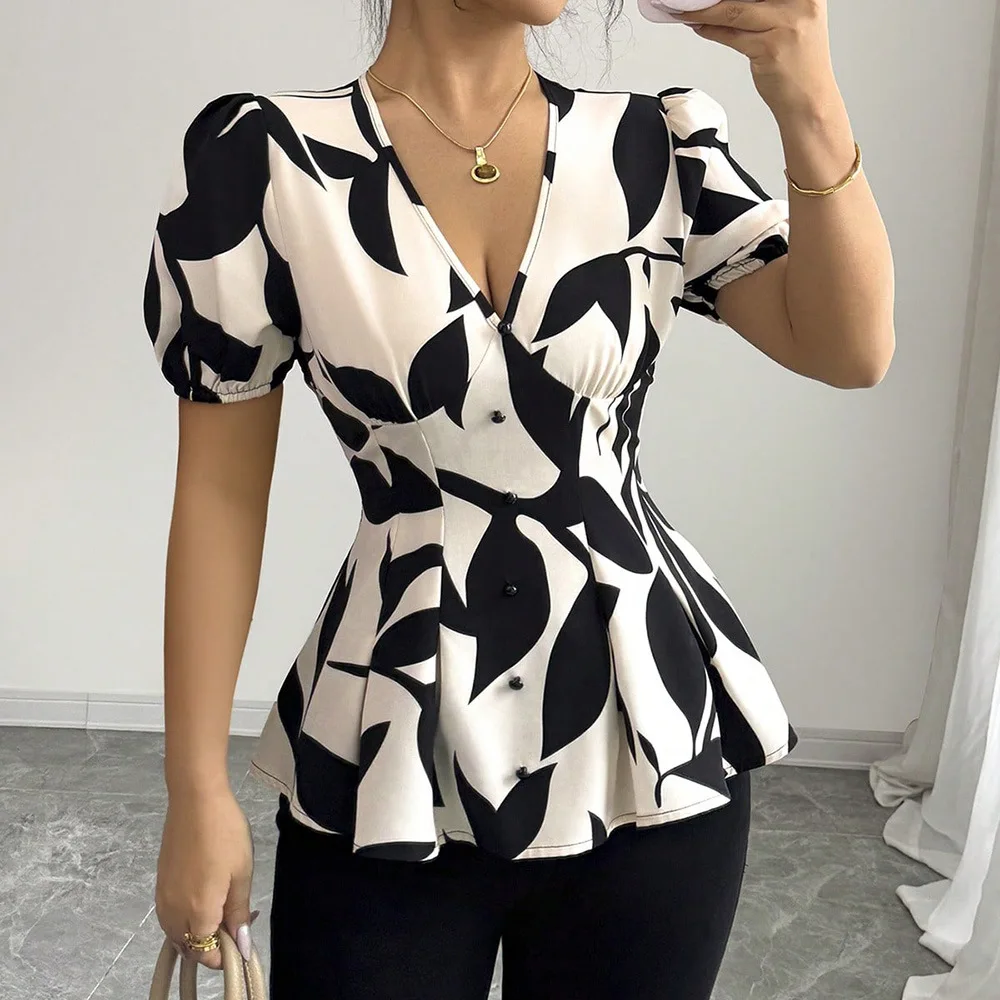 

Top Women 2026 Spring Summer New Fashion Print V-Neck Short Sleeve Slim Fit Daily Casual Basic Shirt Top