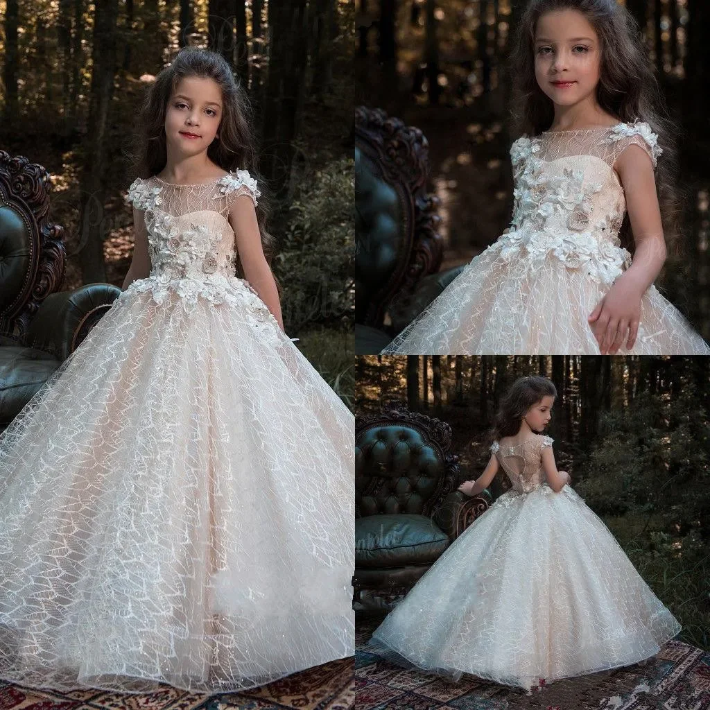 First Communion Gown Elegant Ball Lace Appliques Flower Girl Dress for Weddings Sleeveless Princess Kids Pageant Evening Party