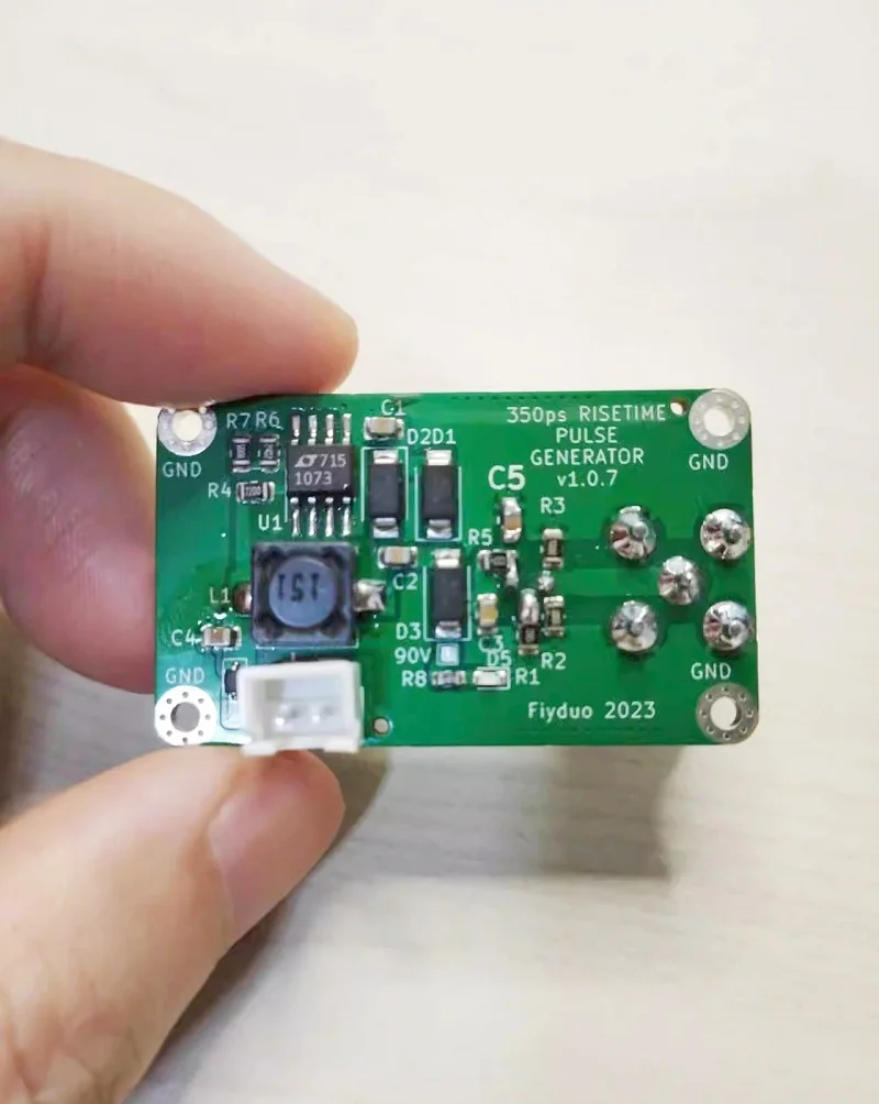 Fast Edge Pulse Generator 350 Picosecond Rising Edge Measurement of Oscilloscope Bandwidth TDR Measurement