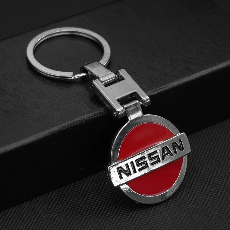 Car Emblem Keychain 3D Metal Key Ring for Nissan Teana J32 GTR March KIcks Murano Qashqai Leaf Juke Patrol Micra X Trail T32