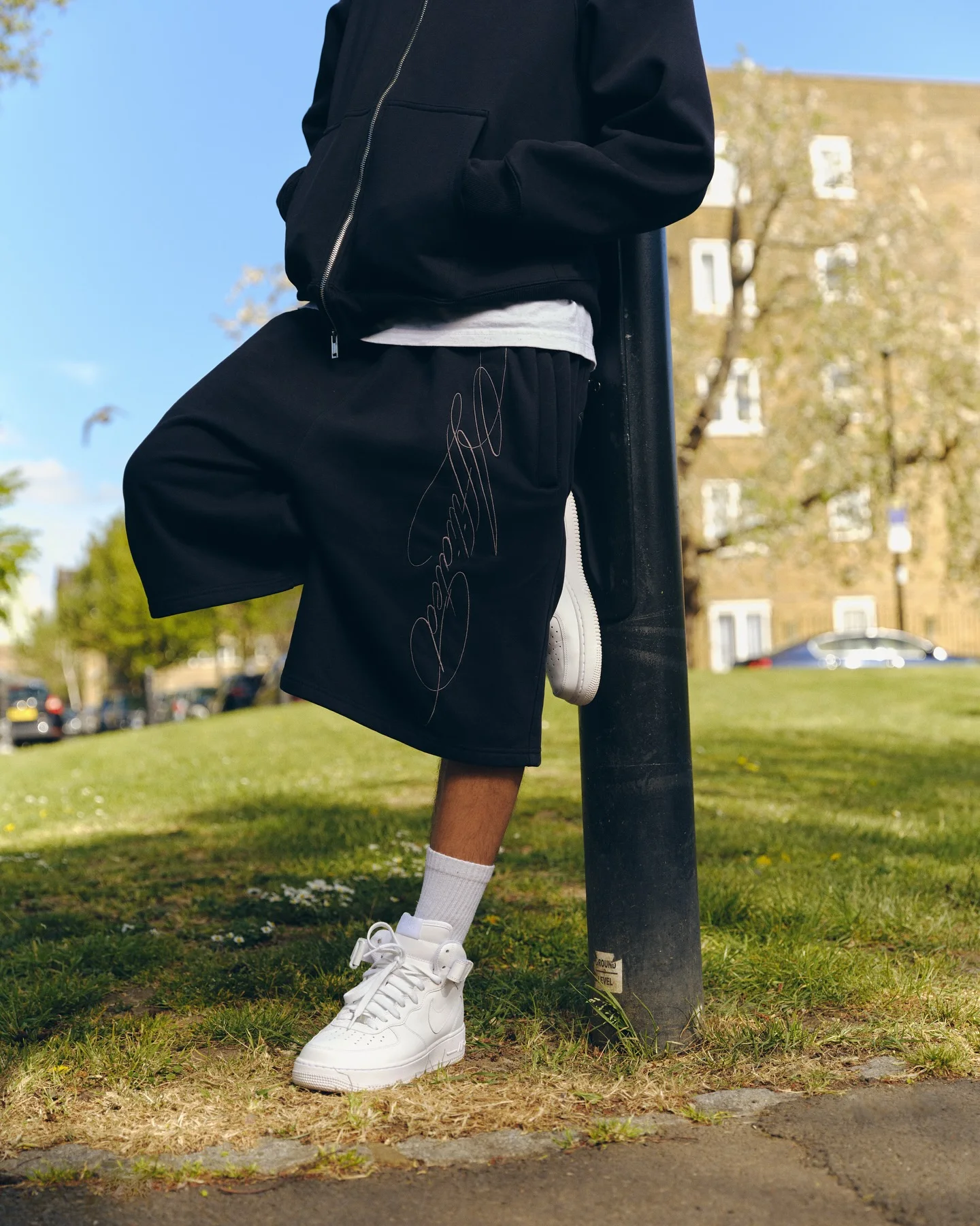 Рисунок 4 - Y2k Ретро шорты для бега с фирменной