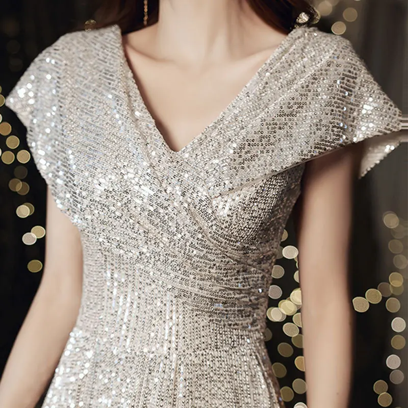 

Banquet evening dress 2024 new high-end V-neck sequins niche light luxury performance host dress dress