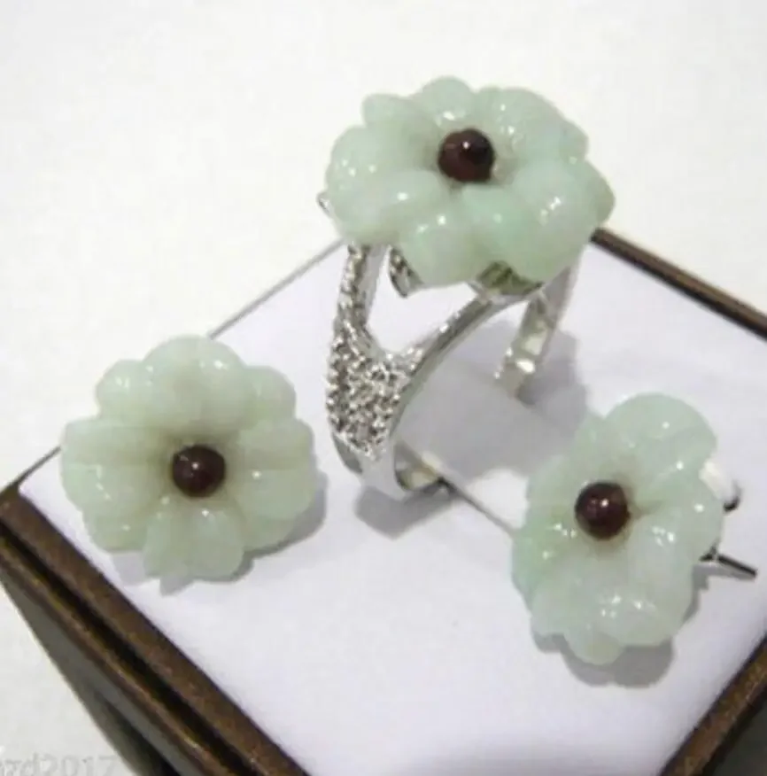 

Beautiful White jade Engraved Flower Design Earring Ring Fine Wedding Party Jewellery