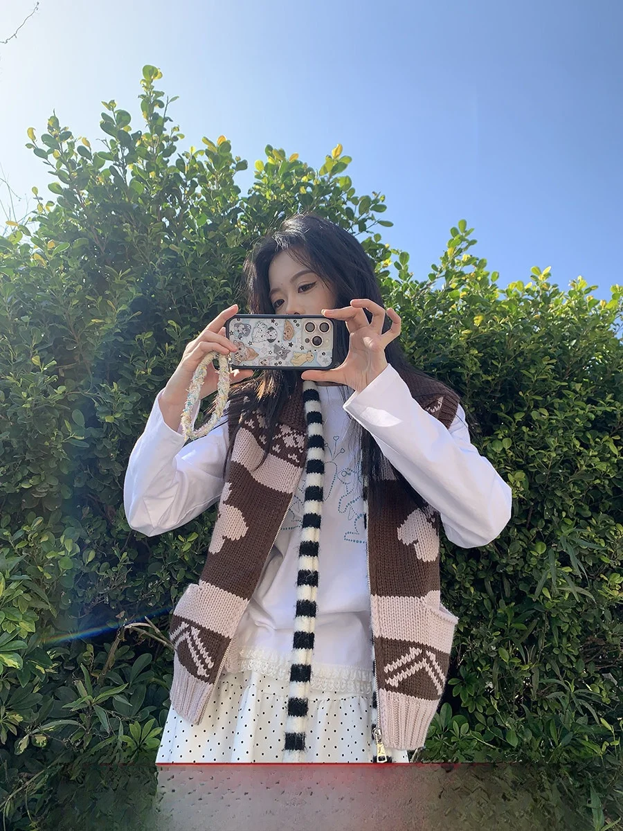 

Sinbounboun Knitted Vest Collar Color Blo Floral Embroidery Women's Outerwear Regular Length V-Ne Zipper Closure