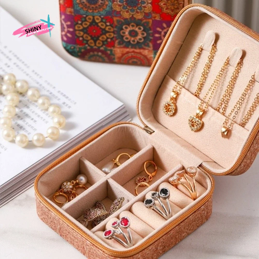 Advanced Travel Jewelry Box Printed Portable Portable Necklaces Storage Box Multi-Layer Compact Retro Rings Case Gift Giving