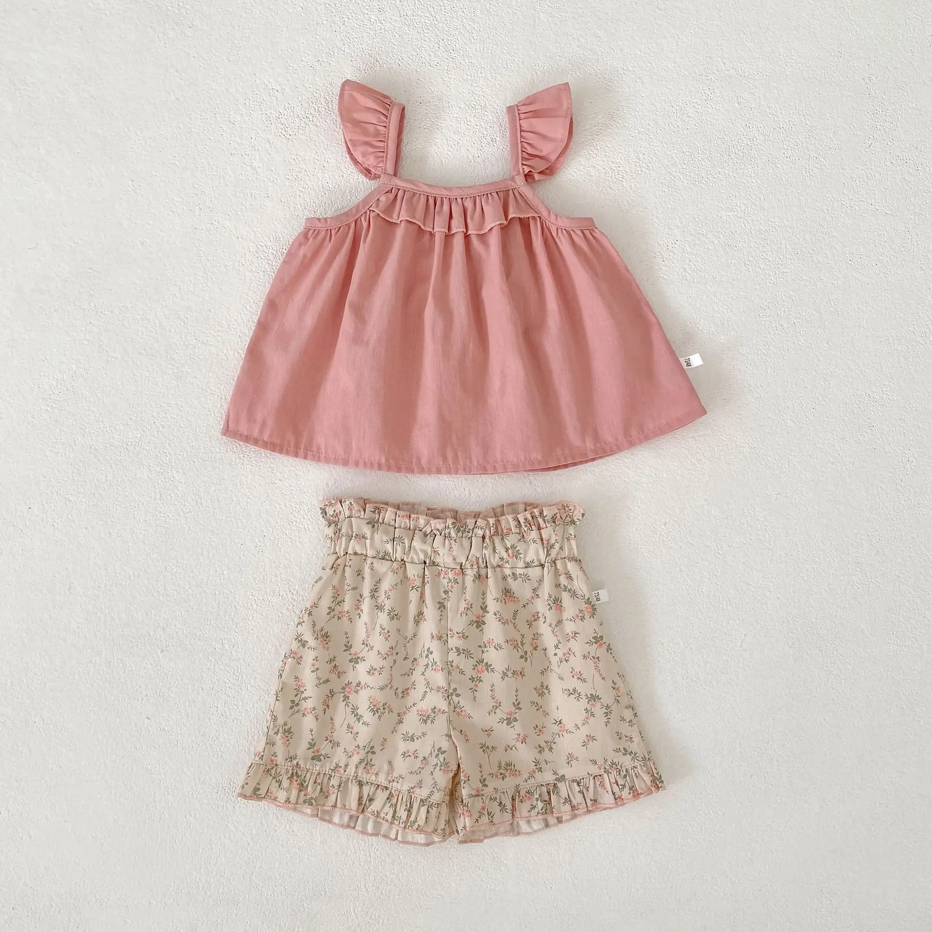 Image 6: Nouvel ensemble d'été 2026 pour bébé : Hauts sans manches mignons à bretelles pour filles + short fleuri, ensemble 2 pièces en coton pour tout-petits