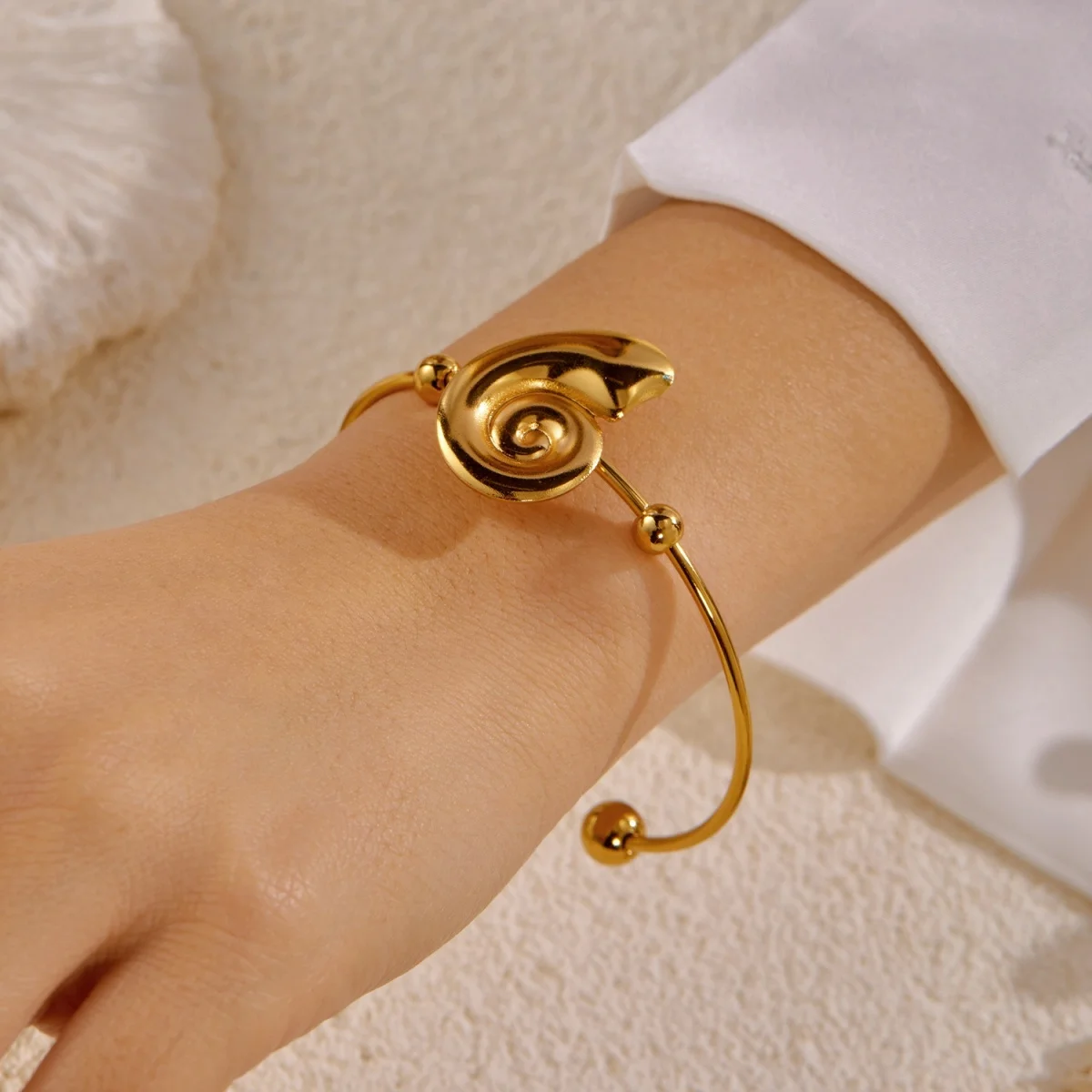 Einfache Edelstahl-Sonnenarmbänder für Damen und Herren, Gänseblümchen-, Muschel-, Spiral-, Oktopus-, Schildkröten-Armreif, Ozean-, Strand-, Urlaubsschmuck – Detail 23