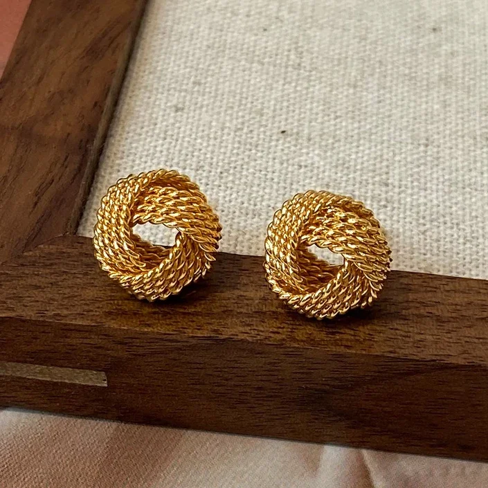 

Real 925 Sterling Silver 18K Gold Twisted Flower Stud Earrings for Women Classic Fine Jewelry Light Luxury Accessories