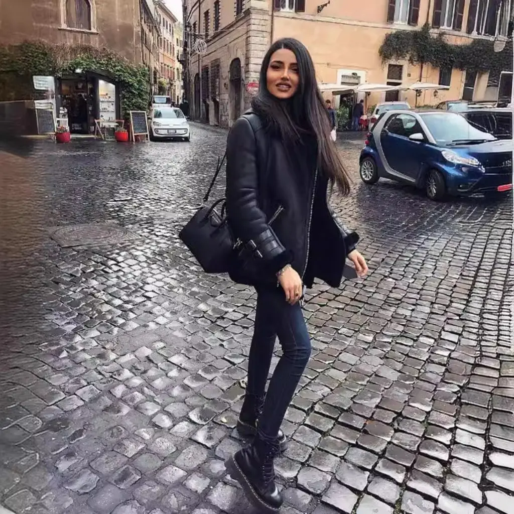

Women's Fleece-Lined Fur Jacket Thickened Leather Autumn Winter Loose Coat Locomotive Lamb Style