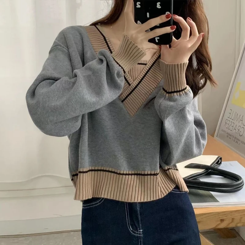 Retro Contrasting Color V-neck Knitted Sweater for Women Loose Fit and Slimming Look Worn Out Sweater Short Fake Two-piece Top