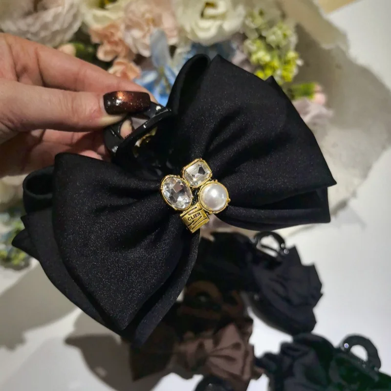 

Elegant Large Satin Bow Hair Claw with Pearl Rhinestone Luxury Women Hair Accessories Fashion Hairclips Giant Claw Clip