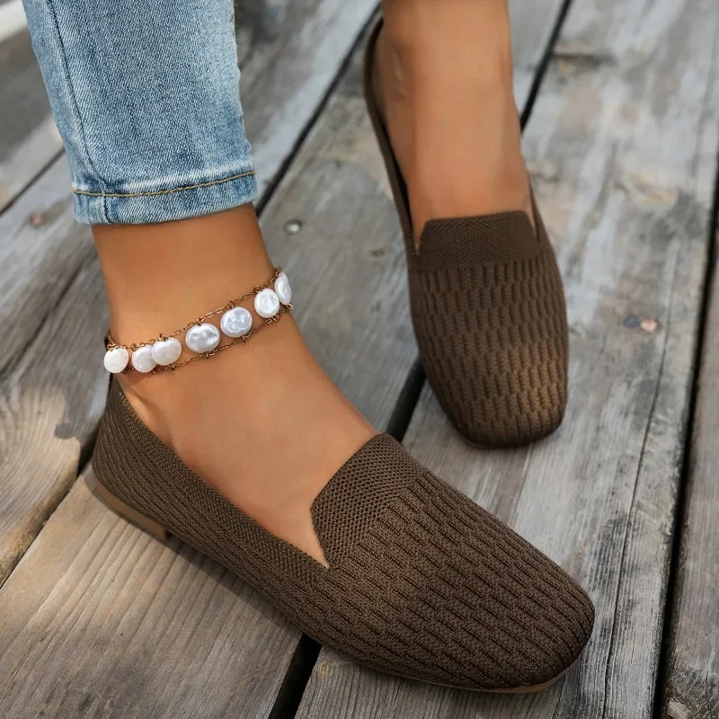 

2025 Plus Size Women's Knit Slip-On Flats Comfortable Soft Sole Casual Loafers Women's Flats Breathable Non-Slip Single Shoes