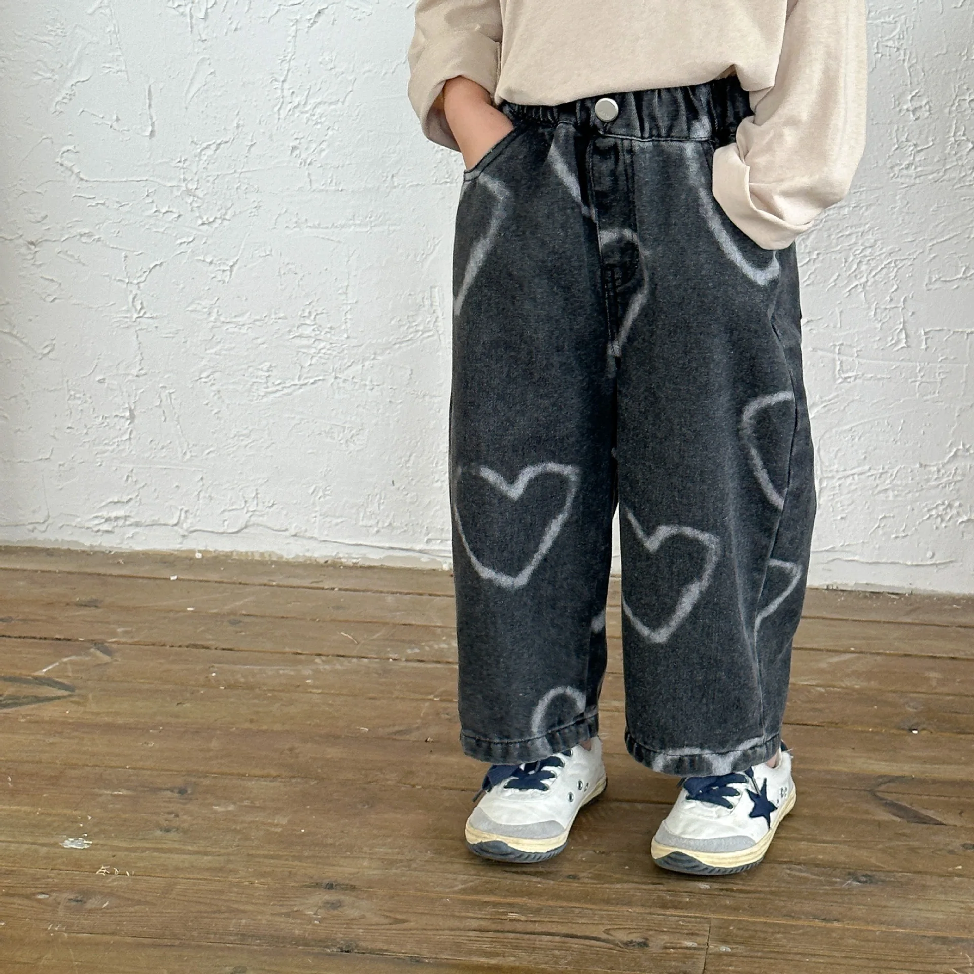 Children\'s Pants 2024 Autumn Korean Boys Jeans Heart Print Girls Denim Trousers Baby Toddler Cotton Kid\'s Straight Jeans