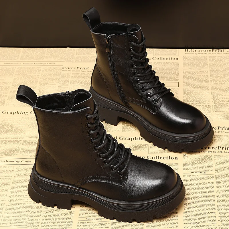 

Женские модные кожаные осенне-зимние ботинки в британском стиле 2025 года, черные короткие ранние осенние ботинки на толстой подошве