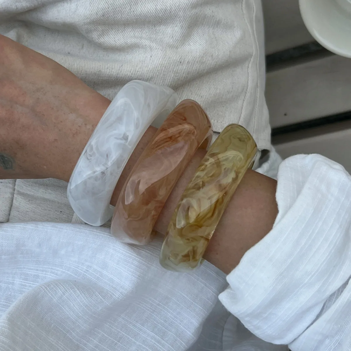 Ingemark Boho Kpop Streifen Harz Armreifen für Frauen Neuer Trend 2025, Vintage Unregelmäßige Geometrische Breites Armband Pulseras Y2K Schmuck