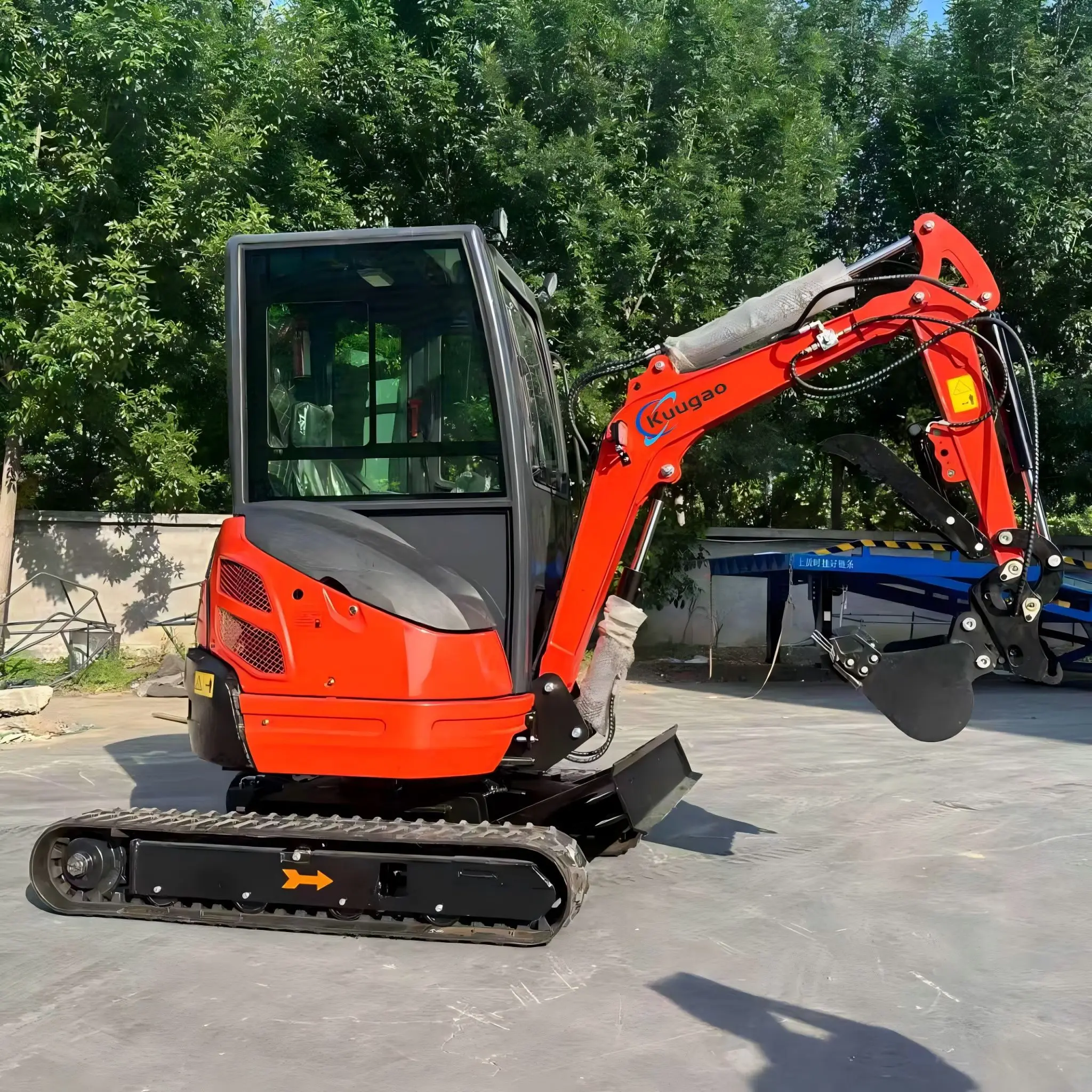 Mini Hydraulic Excavator 2.5 Ton 2 Ton Digger Kubota Small Excavator China Free Shipping Customized Bagger for Construction view 2