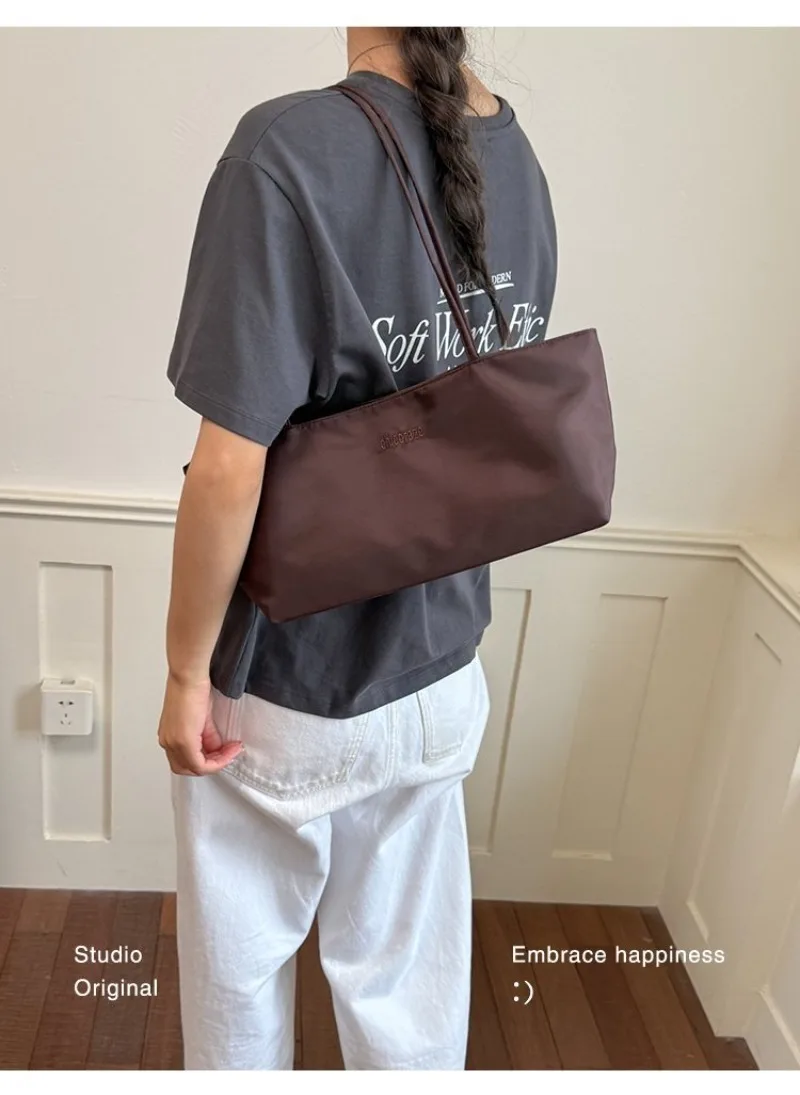 CEEKAY Minimalistische Handtasche aus massivem Nylon, zwei Tragemöglichkeiten, Metall-Sternanhänger, für Mädchen, vielseitig einsetzbar, frische, tägliche Unterarm-Umhängetasche – Detail 31