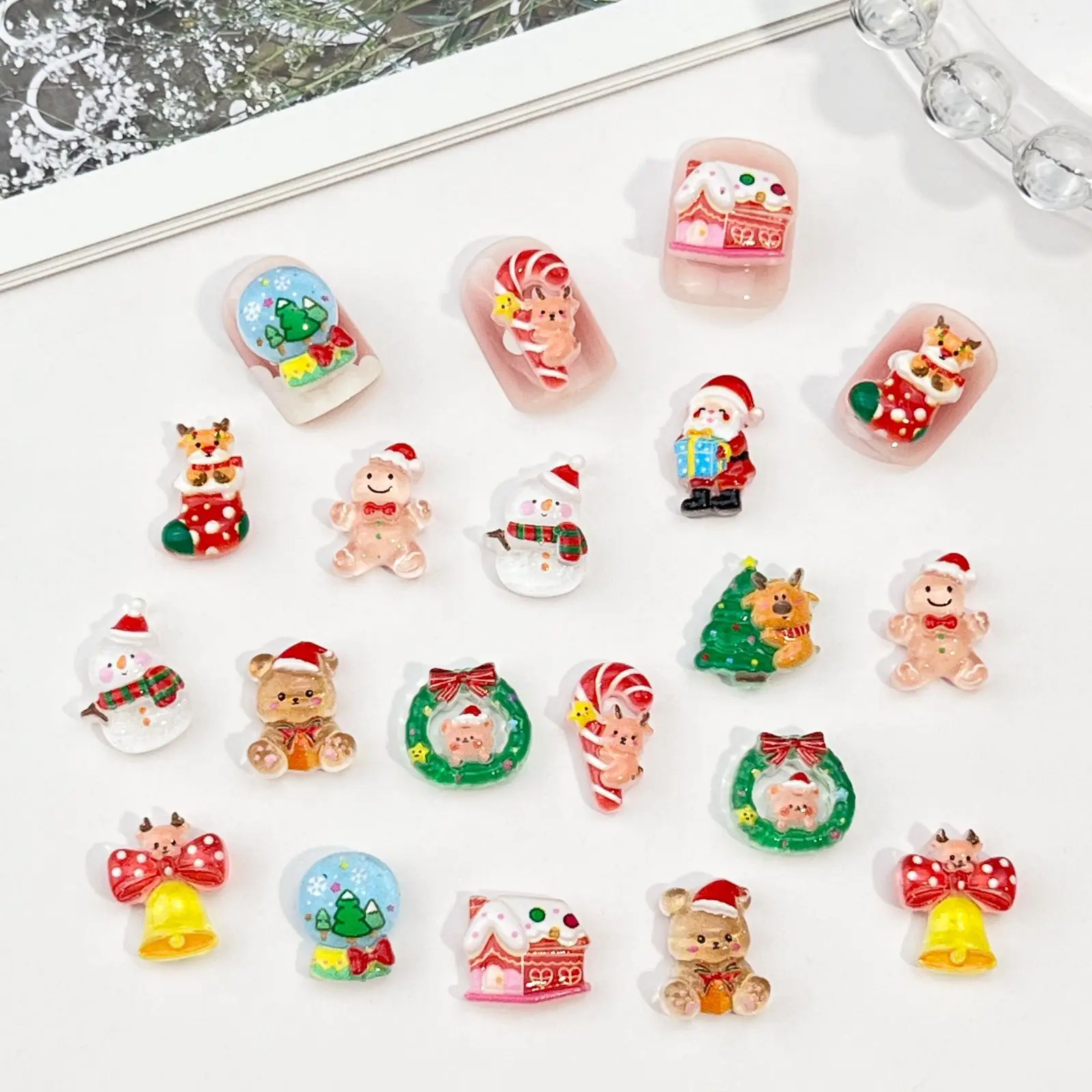 20pcs New Style Cartoon Ice-permeable Stereo Nail Accessories Wreath Bells Snowman Resin Christmas Elements Fashion Nail Art