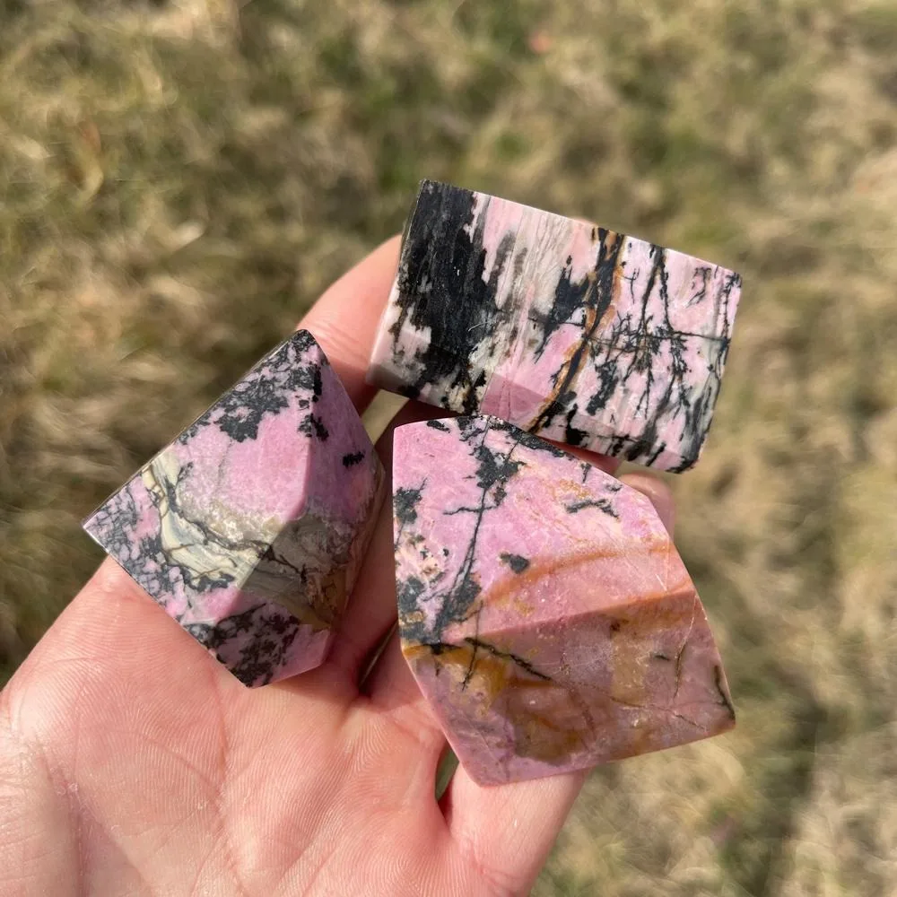 50-200g Natural Rhodonite Freeform Gemstone Bohemian Style Ideal for Home Decor-Perfect Housewarming Present - view 5