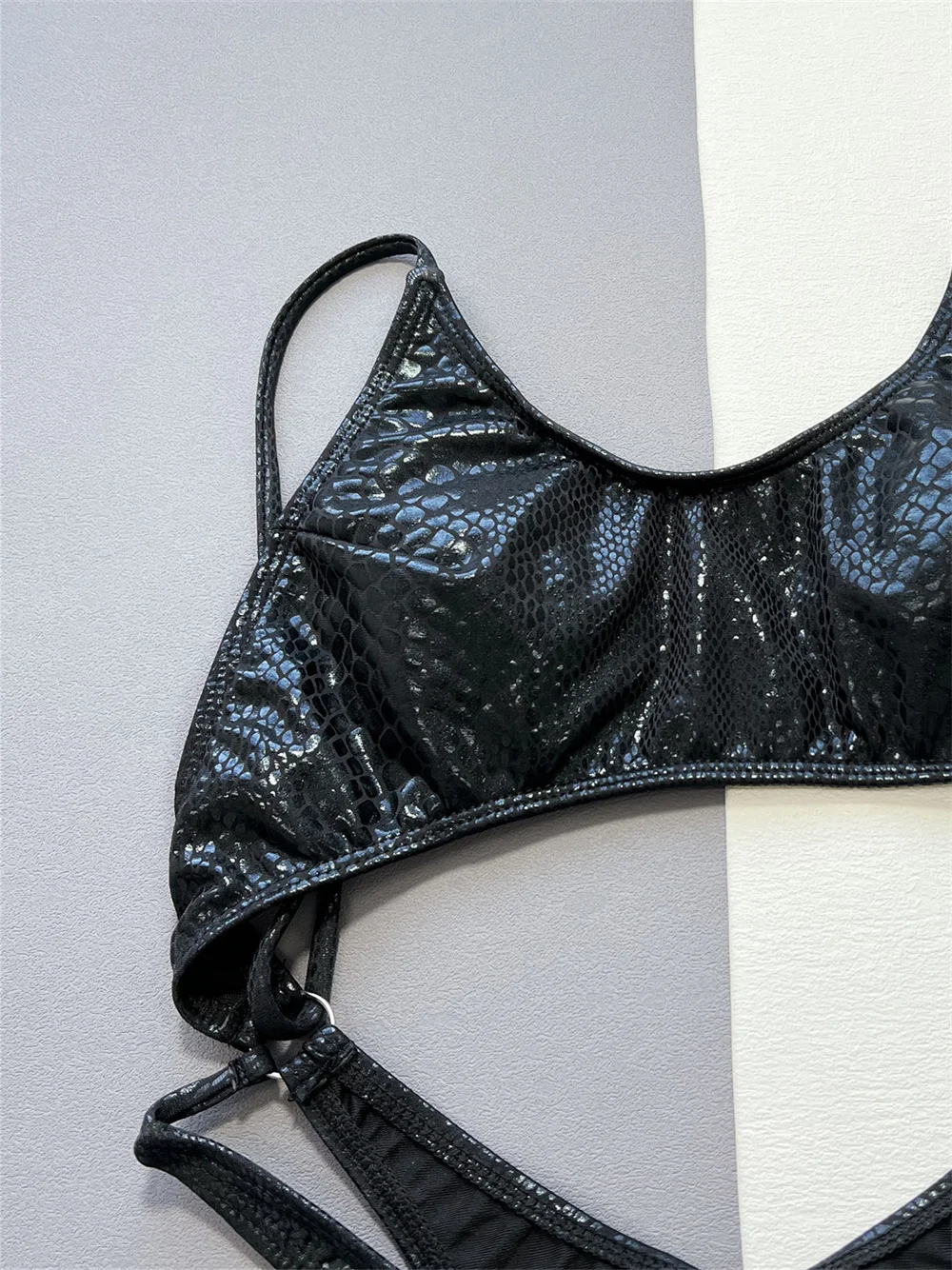 Bright Black Bikini Backless Extreme Monokini Snake Goth Trikini Hollow Out High Cut Swimsuit Sling Swimwear Womens Beach Outfit