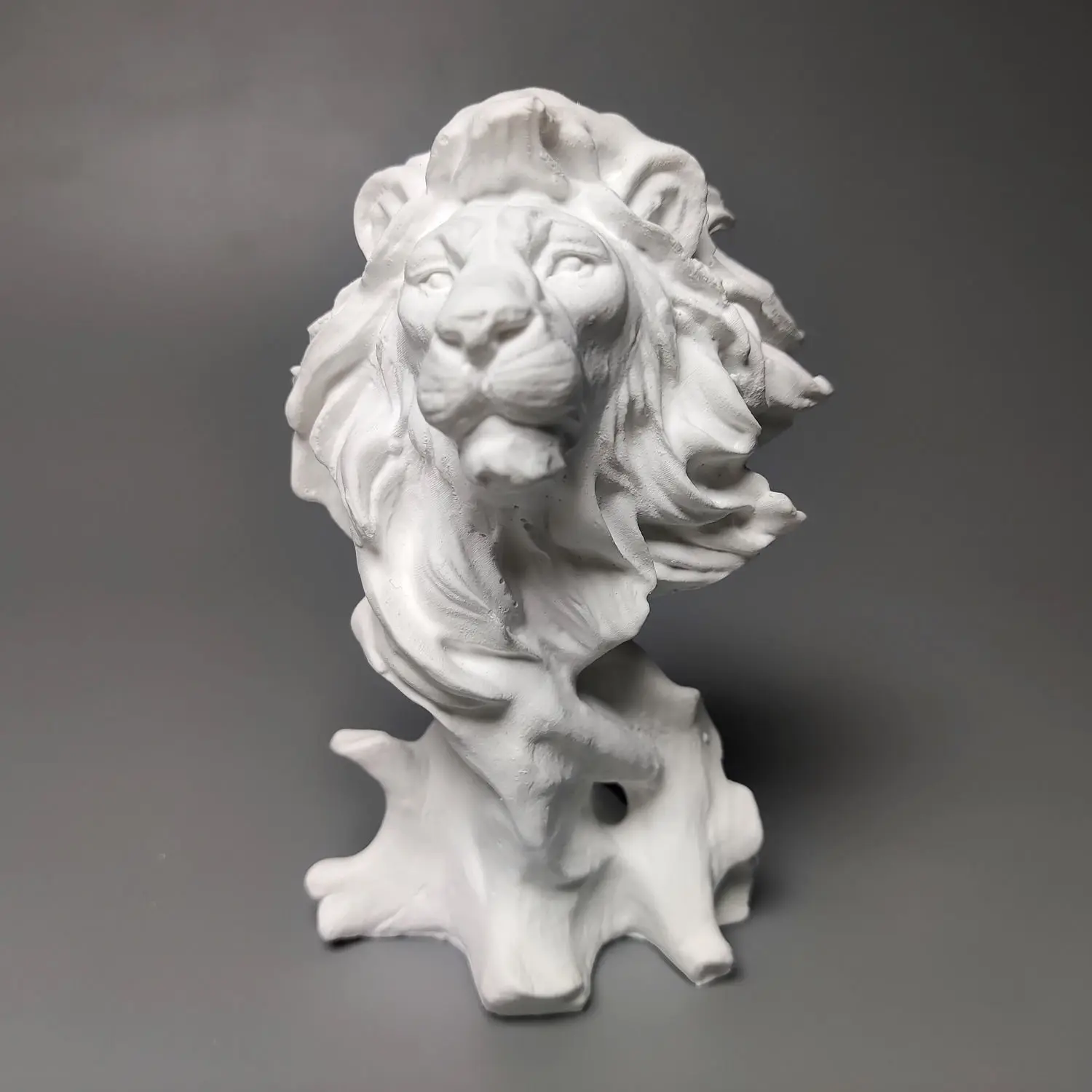 

European Lion Bust Plaster Portrait Art Gypsum Retro Relief Desk Ornaments Art Aesthetic Sculpture Creative Animal Ornament