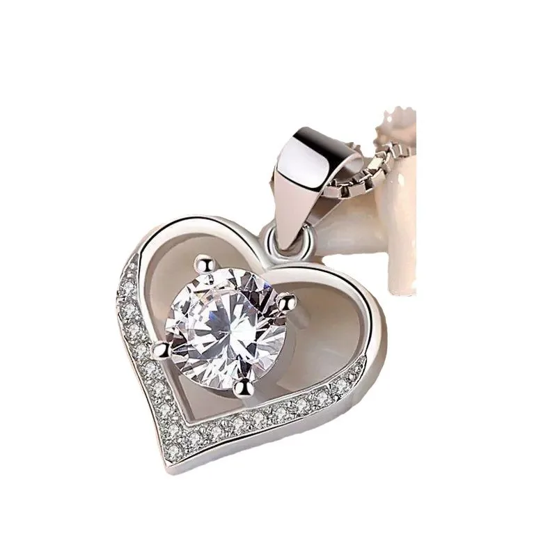 Hartvormige titanium stalen ketting voor dames, hartvormige witte zirkoon sleutelbeenketting, modieuze sieraden voor dames