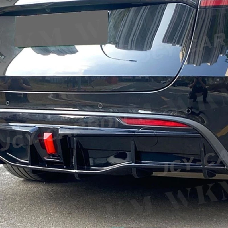 

ABS Carbon Look Rear Bumper Lip Diffuser Spoiler for Tesla Model Y 2018 + Matte Black Rear Bumper Lip Spoiler
