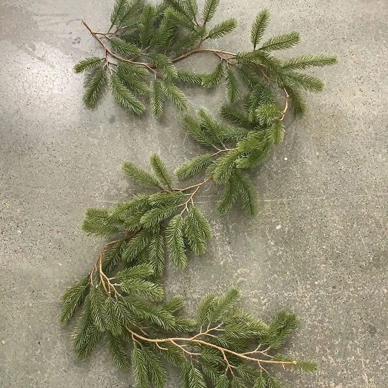 Künstliche Grüne Pflanzen-Rattan-Weihnachtsbaumgirlande Kränze für Heim, Zimmer, Außenbereich, Hof, Wand, Party, Türdekoration, Kiefernrattan – Detail 6