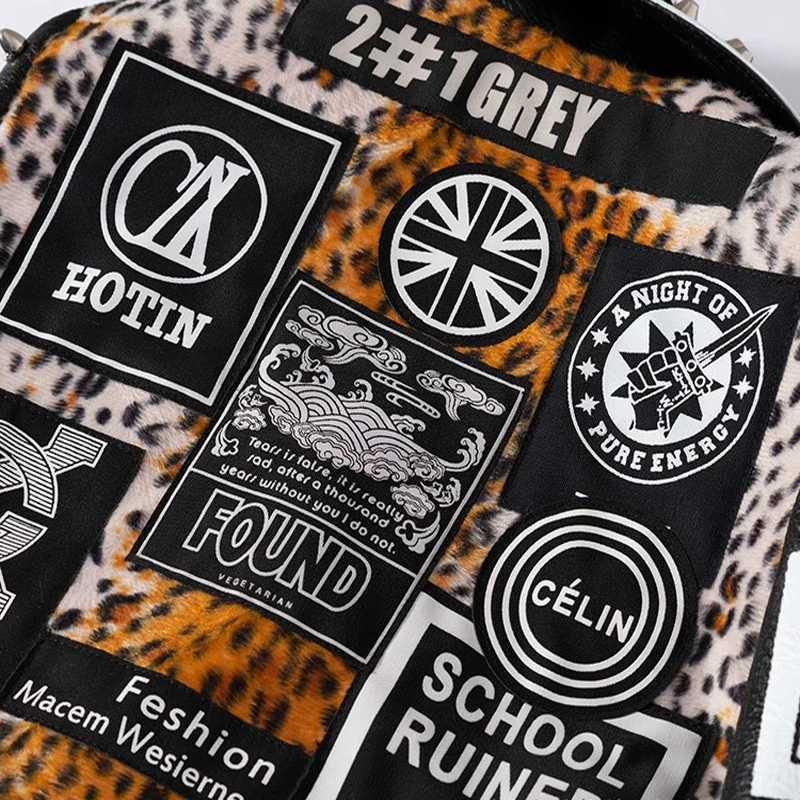 Chaqueta de cuero de imitación con remaches para mujer, ropa de calle de estilo Punk con estampado de grafiti, moda de motocicleta, 2024