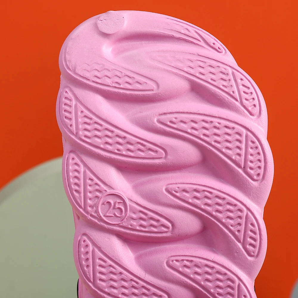 جديد الصيف والخريف قباقيب النعال غير رسمية عدم الانزلاق لينة وحيد خفيفة الوزن كهف الصنادل لصبي وفتاة أحذية للحديقة في الهواء الطلق