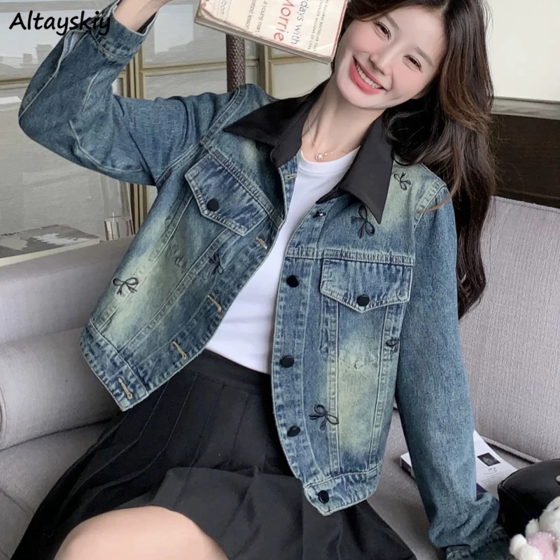 

Blue Jackets Women Denim Coats Crop Autumn Embroidery Design Pockets Button-up Fashion All-match Windbreak Casual Vintage 2024
