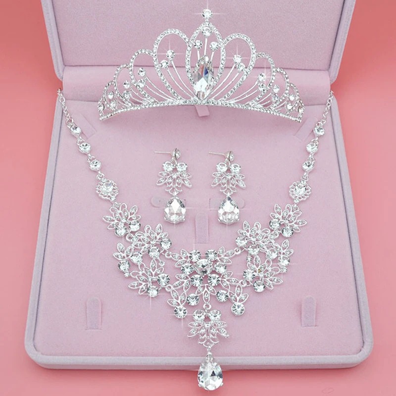 Set di corone per copricapo da sposa Itacazzo, diademi nuziali classici da donna color argento