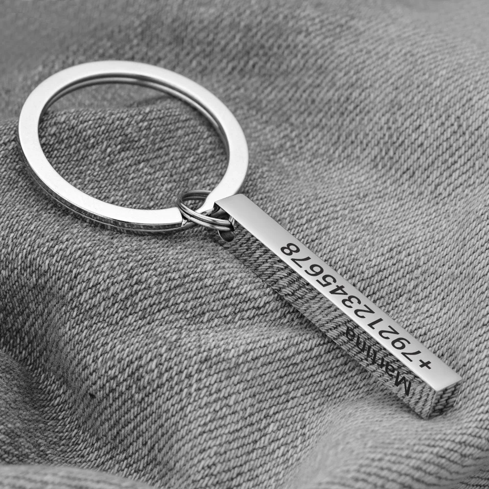 تخصيص سلاسل المفاتيح ثلاثية الأبعاد شريط الفولاذ المقاوم للصدأ Keyrings 4 الجانبين نقش النص اسم تاريخ شعار مخصص سلسلة مفاتيح خواتم الحب هدية P039