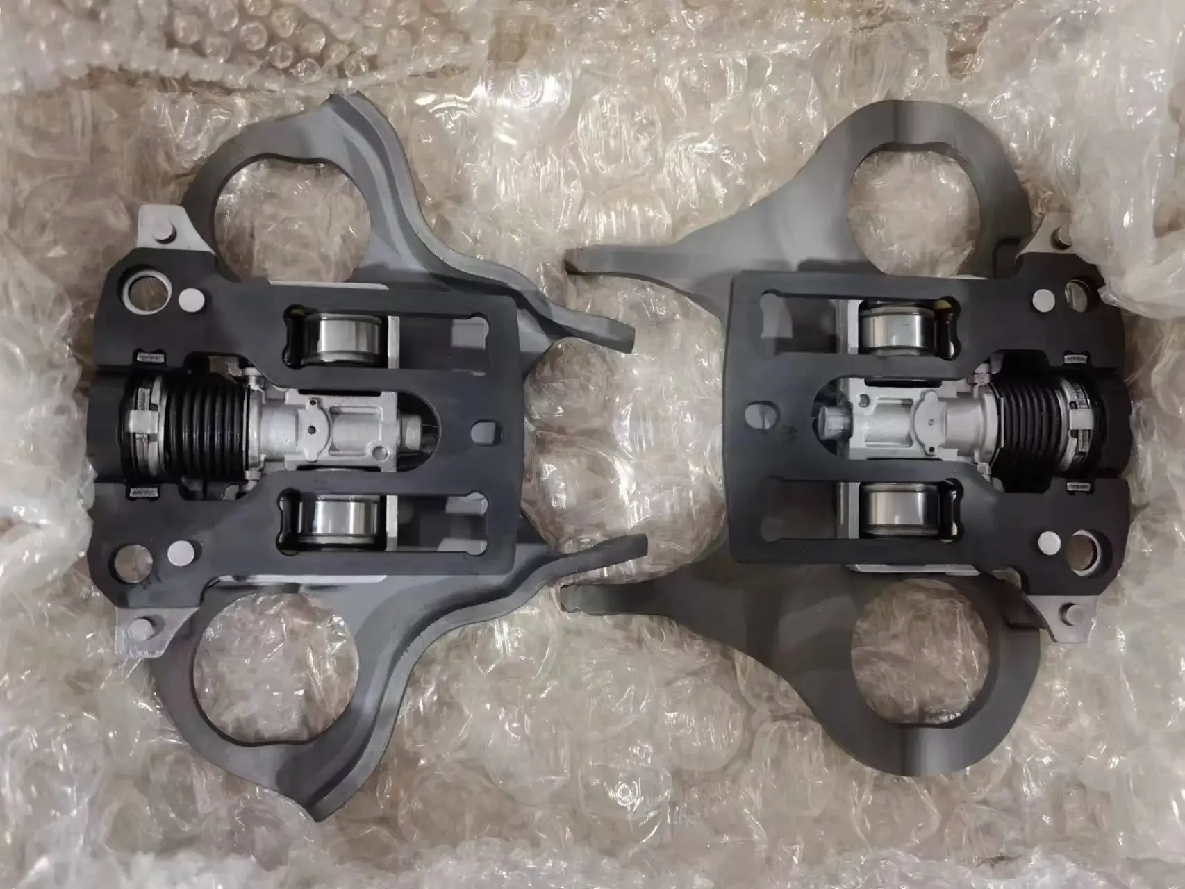 مجموعة القابض عالية الجودة حالة جديدة 602000800 مجموعة كاملة بما في ذلك Embreagem وقرص القابض لصالون Ford Focus III #3