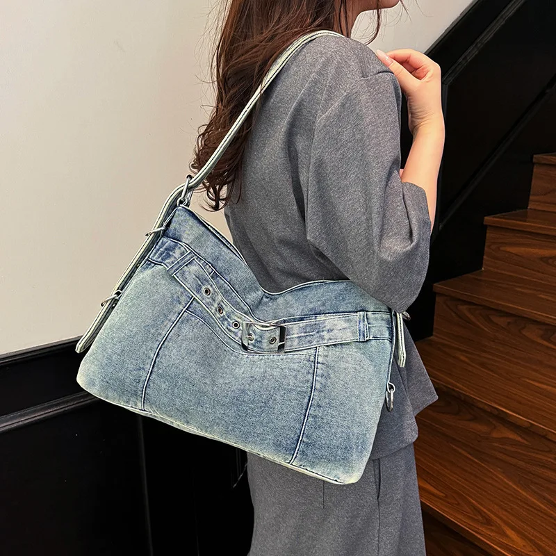 

Retro Denim Cloth Bag For Women 2025 New Fashionable and Versatile Shoulder Crossbody Bag Commuting Large Capacity Tote Bag
