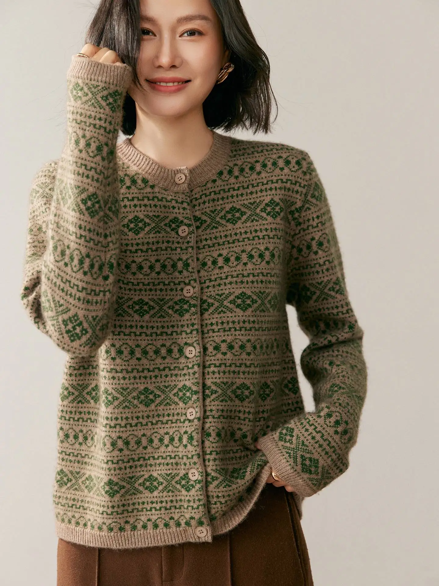 

Chic High Quality 100% Cashmere Sweater American Retro Women's Fell Island Autumn Winter Button Knitted Cardigan Casual New Tops