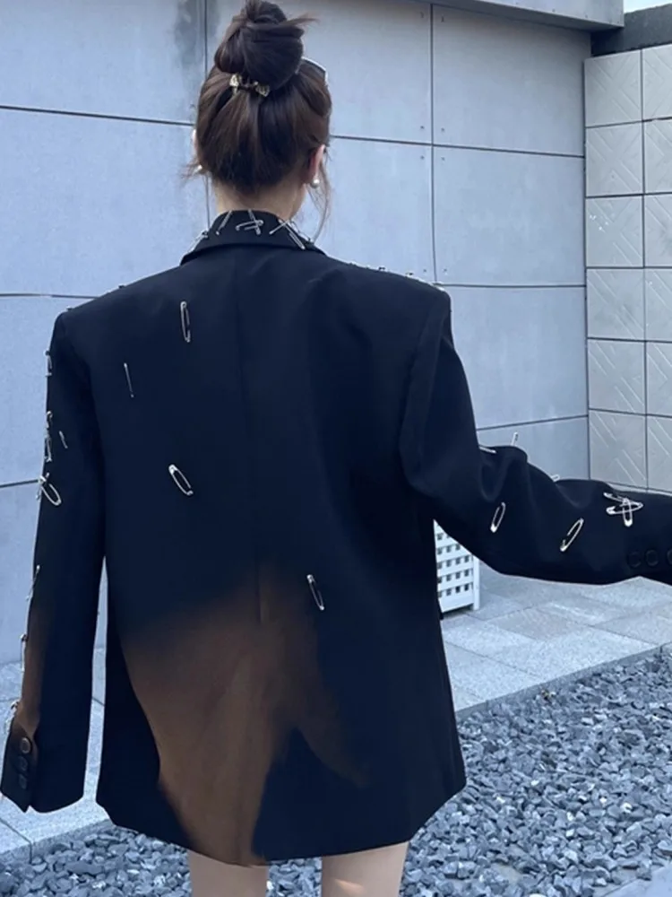 New Autumn Loose Fit Pin Design Womens Blazers Fashion Casual Black Suit Jacket Single Breasted Chic Outerwear Long Sleeve Coats