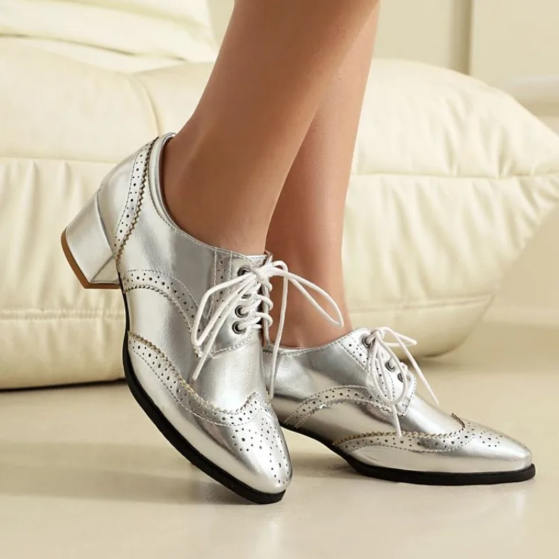 2026 Spring and Autumn New Women's Single Shoes Fashion Cross Lace Design Daily Casual Women's Shoes