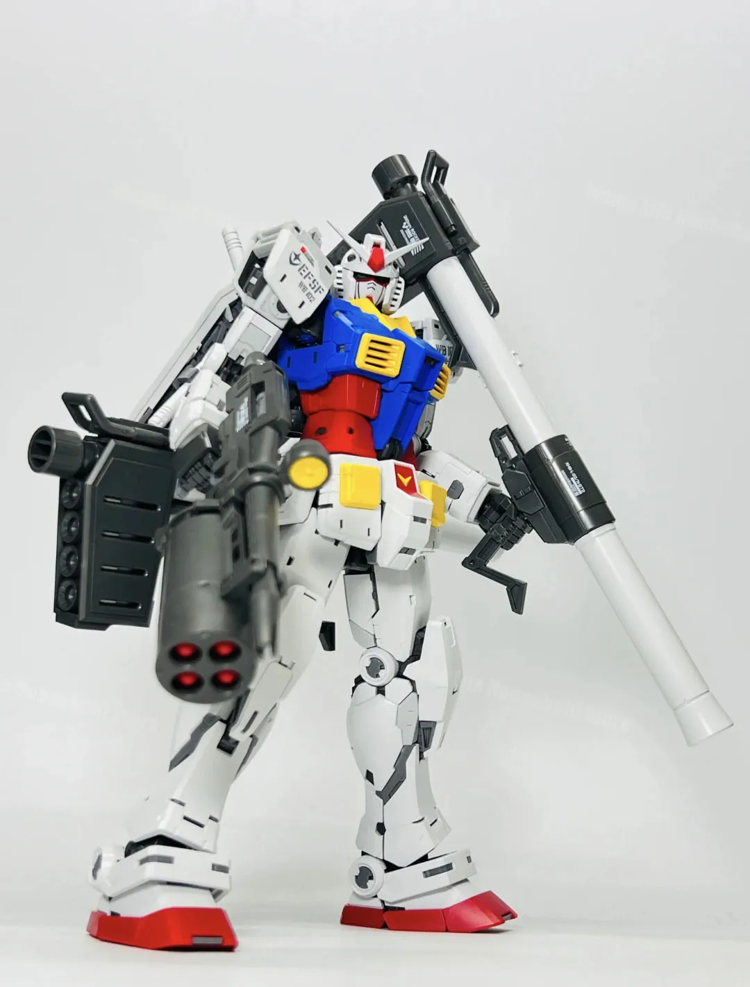 متوفر في المخزون FATCAT نموذج Rx-78-2 Mg 1/100 مقياس خاص Rg 1/144 2.0 نسخة موسعة تجميع نموذج أطقم ألعاب هدايا شخصيات الحركة