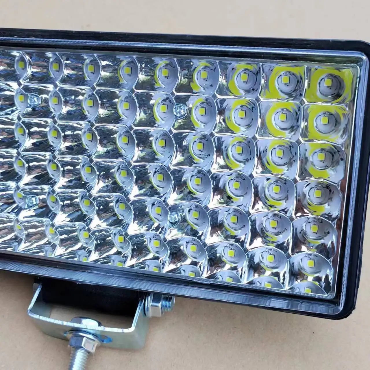 12-85V LED Work Light 72LED Super Bright Spot Flood Beam For Car Truck SUV Offroad IP67 Waterproof