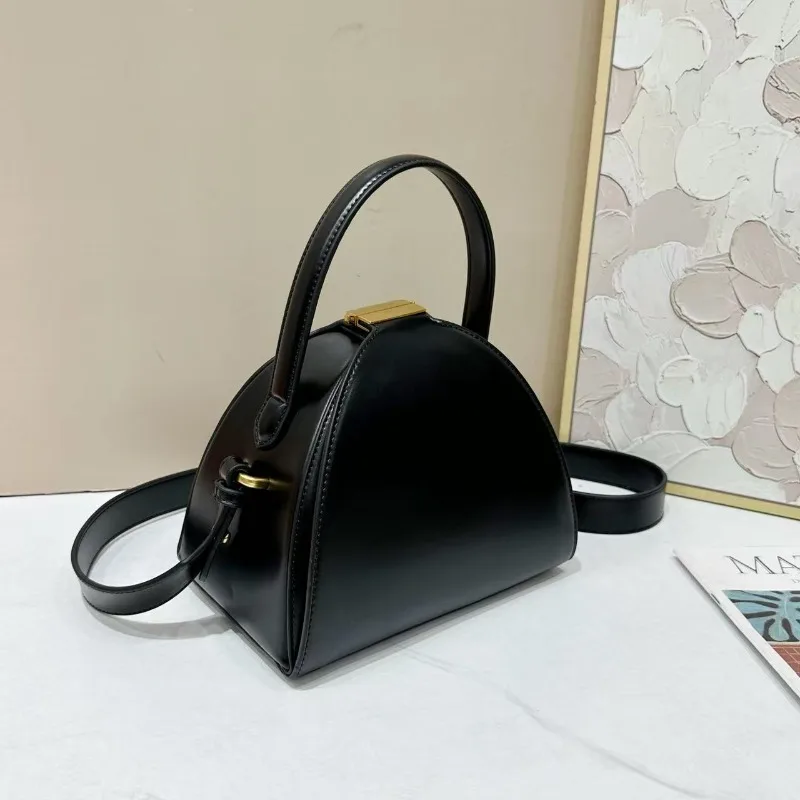 luxury-leather-women-diaper-bag-classic-elegant-trendy-design-spacious-crossbody-messenger-tote-bag