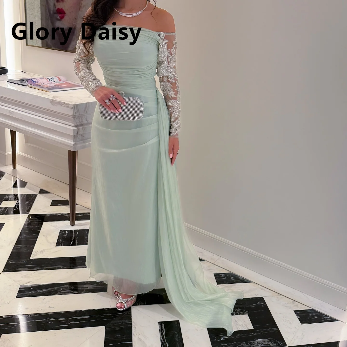 Off Shoulder Prom Dress Strapless Watteau Train Evening Dresses Backless Beadings Saudi Arabia Formal Party Dress Customized