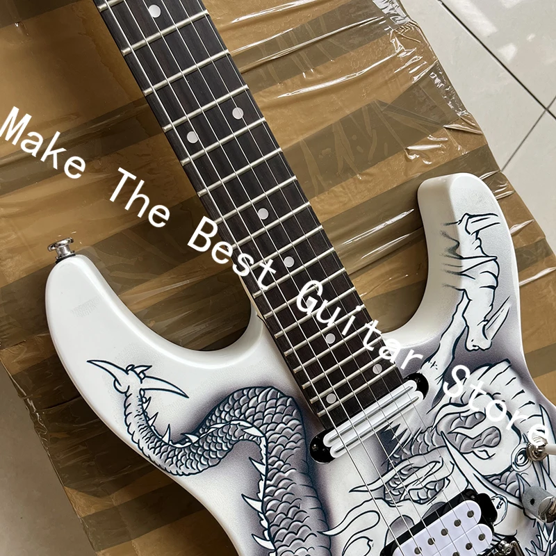 24 tone finger board tremolo electric guitar, professional level, quality assurance, fast delivery.